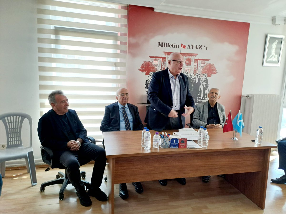 tlybkdgd's tweet image. #AVAZ Buluşmaların da , İYİ Parti Uluslararası İlişkiler Başkanımız  Sn. @Ahmet_Erozan  Küresel Emperyalizmin Kıskacındaki Türkiye ve Türk Dış Politikası programı düzenledik..

Başkanımız&apos;a ve Katılım sağlayan herkese çok teşekkür ederiz.🙏 
@AvazStrateji
@sdeniz13