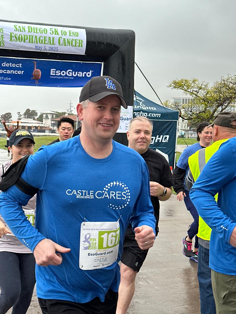 Team #CastleBiosciences had a fast start to #DDW2025 day 2 with the #ECAN San Diego 5K to End Esophageal Cancer. Lauren Rejman took home 2nd place in the women's division, and a fun time was had by all!