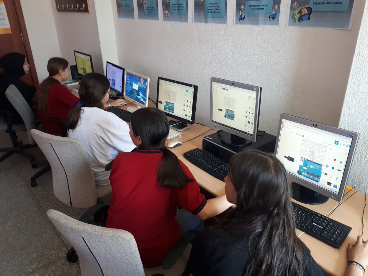 Atabey 75. Yıl Ortaokulu (@75_atabey) on Twitter photo 7. sınıf Proje Tasarımı ve Uygulamaları dersinde arduino ile rgb ledi tanıdı. Önce tinkercad üzerinden devre şeması oluşturulup simulasyonu sonrasında arduino ile programlanarak somut bir devre yapıldı. <a href="/recai_ocak/">Recai Ocak</a> <a href="/atabeymem32/">Atabey İlçe Milli Eğitim Müdürlüğü</a> <a href="/ISPARTAVALILIK/">T.C. ISPARTA VALİLİĞİ</a> <a href="/ispartamem/">Isparta İl Millî Eğitim Müdürlüğü</a> <a href="/mebtegm/">Temel Eğitim Genel Müdürlüğü</a> <a href="/Yusuf__Tekin/">Yusuf Tekin</a> 7. sınıf Proje Tasarımı ve Uygulamaları dersinde arduino ile rgb ledi tanıdı. Önce tinkercad üzerinden devre şeması oluşturulup simulasyonu sonrasında arduino ile programlanarak somut bir devre yapıldı. <a href="/recai_ocak/">Recai Ocak</a> <a href="/atabeymem32/">Atabey İlçe Milli Eğitim Müdürlüğü</a> <a href="/ISPARTAVALILIK/">T.C. ISPARTA VALİLİĞİ</a> <a href="/ispartamem/">Isparta İl Millî Eğitim Müdürlüğü</a> <a href="/mebtegm/">Temel Eğitim Genel Müdürlüğü</a> <a href="/Yusuf__Tekin/">Yusuf Tekin</a>