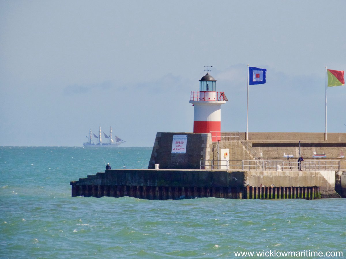 ‘Under Canvas’ in Wicklow Bay
The 77metre sailing ship Danmark passing Wicklow port on Saturday afternoon, while bound for Glengarriff Bbay, County Cork.