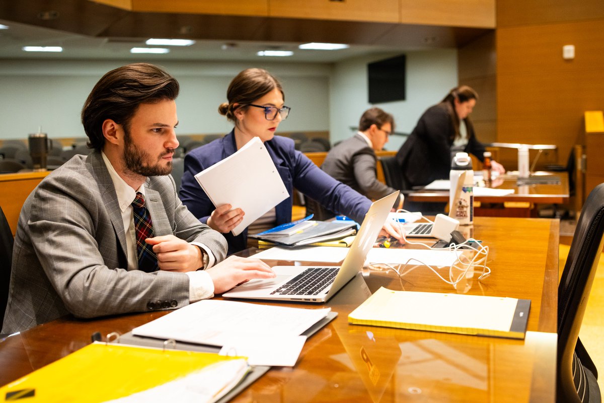We're proud to announce that our 2024 graduates have a 96.8% employment rate! The ABA data shows what we already know: legal education at UMKC Law prepares you for success. 

Learn more about the employment rate: law.umkc.edu/career-service…