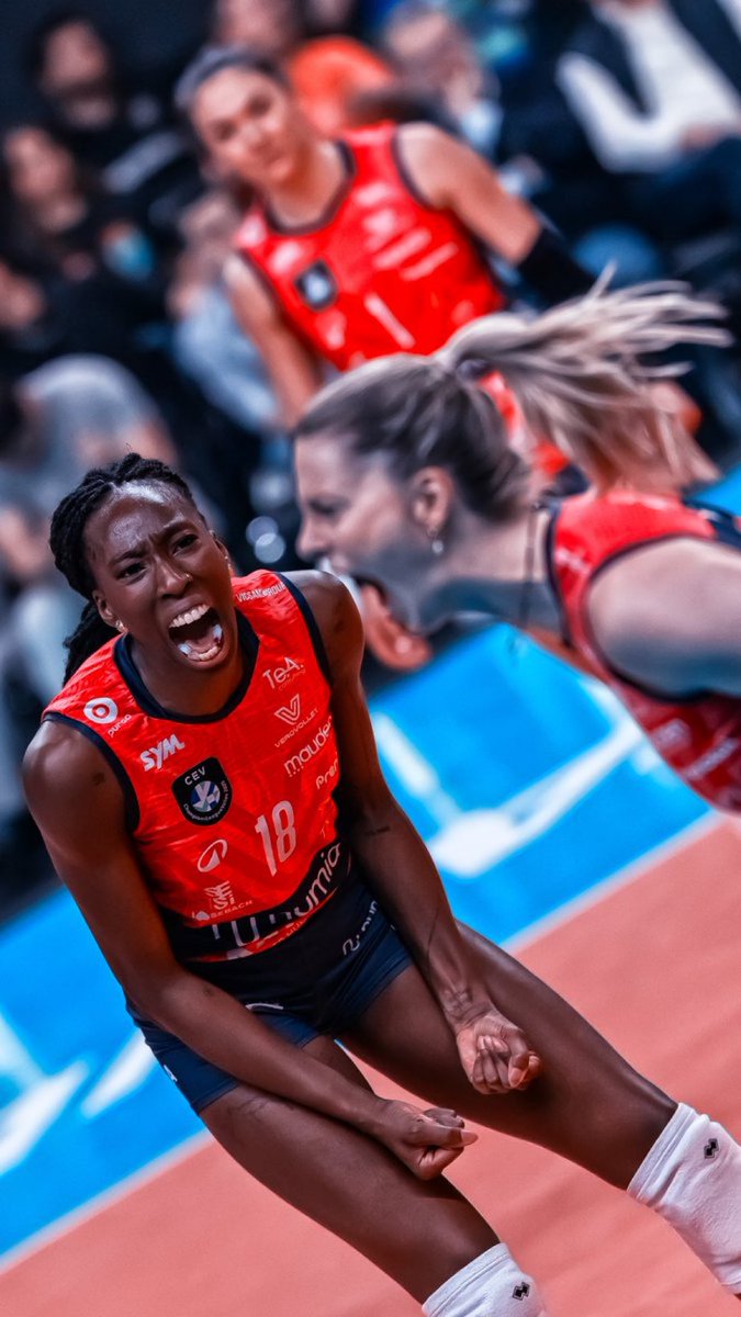 Eczacı forması çok yakışmış lan 
Alsak mı