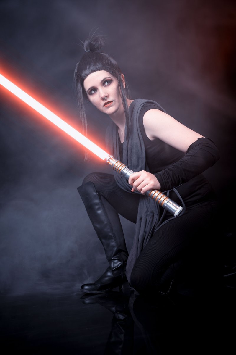 ladylunafox's tweet image. Careful today, it's #RevengeOfTheFifth ! Seems fitting as it's a Monday.