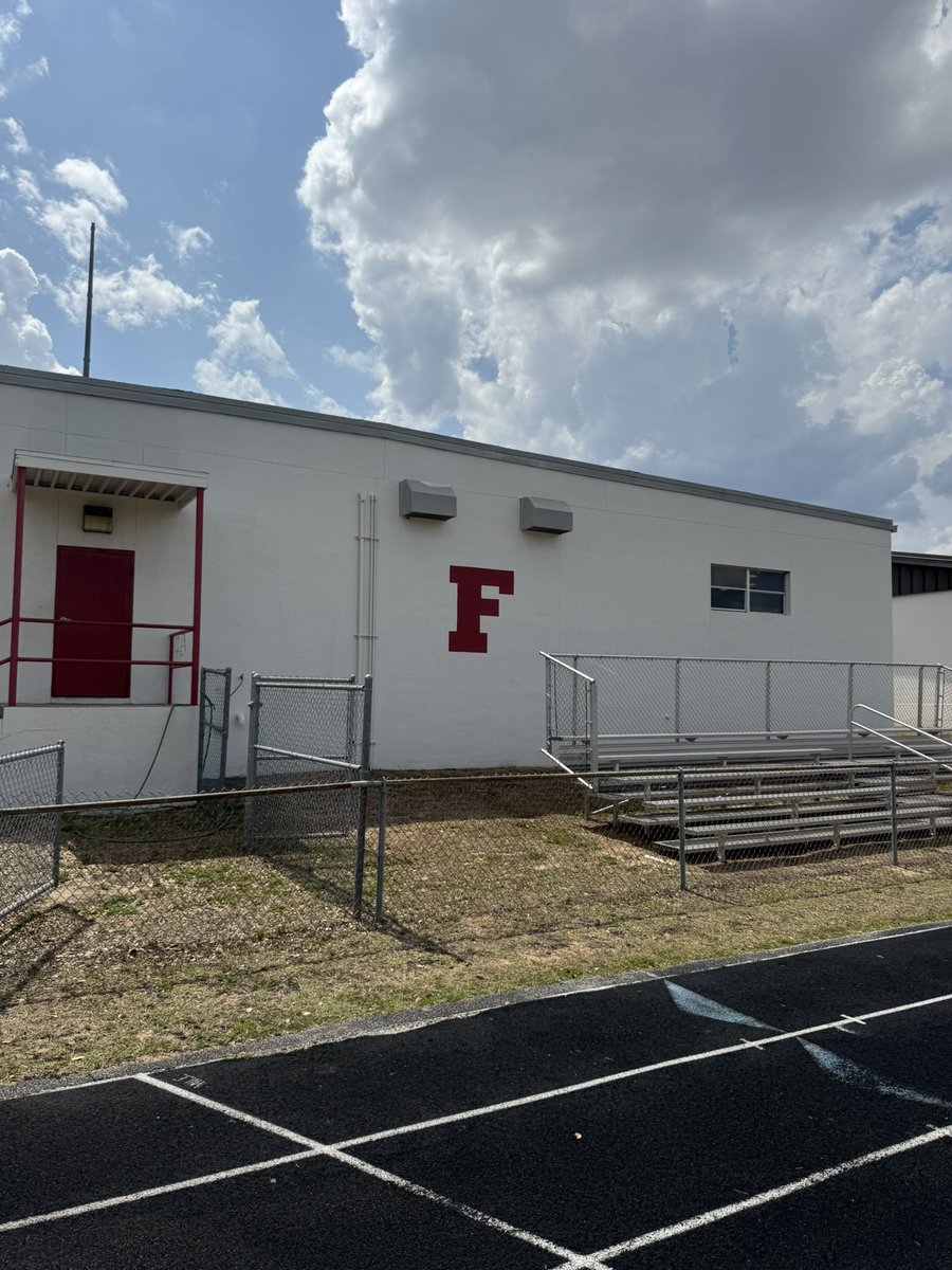 Jordan Heldreth (@coachheldreth) on Twitter photo It was great catching up with former <a href="/SEUFireFootball/">Southeastern Football</a> Defensive Coordinator <a href="/toombsdog/">Bulldog</a>. Coach Marsh was one of the key components to the start up of <a href="/SEUFireFootball/">Southeastern Football</a> 12 years ago and its early success! Great coach & a great man!
<a href="/FrostproofF/">Frostproof Bulldogs Football</a>
#FuelTheFire 🔥 It was great catching up with former <a href="/SEUFireFootball/">Southeastern Football</a> Defensive Coordinator <a href="/toombsdog/">Bulldog</a>. Coach Marsh was one of the key components to the start up of <a href="/SEUFireFootball/">Southeastern Football</a> 12 years ago and its early success! Great coach & a great man!
<a href="/FrostproofF/">Frostproof Bulldogs Football</a>
#FuelTheFire 🔥