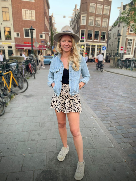 Rosa Lewis tweet media