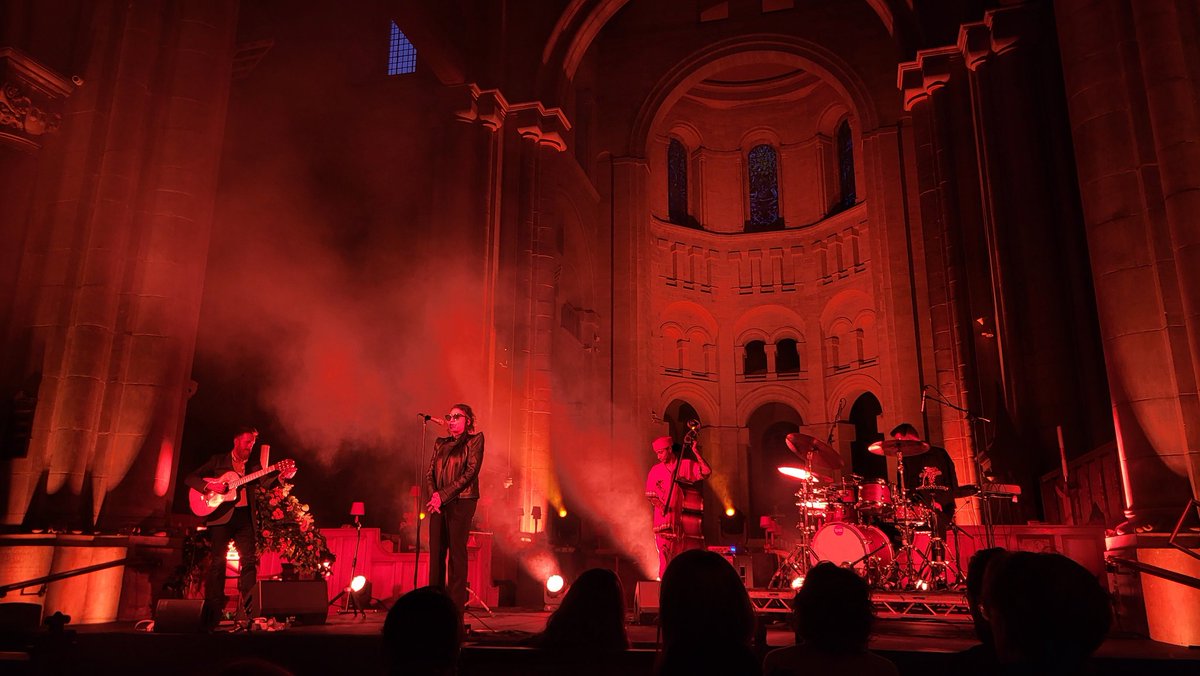 J. John Foyle (@jjohnfoyle) on Twitter photo Arooj Aftab, as brilliant as ever, tonight in Belfast. Acoustic sounds, seeming to weave their way around the ecclesiastical setting. Spooky and entrancing.
<a href="/arooj_aftab/">arooj aftab</a>
<a href="/CQBelfast/">#CathedralQuarterBelfast</a> Arooj Aftab, as brilliant as ever, tonight in Belfast. Acoustic sounds, seeming to weave their way around the ecclesiastical setting. Spooky and entrancing.
<a href="/arooj_aftab/">arooj aftab</a>
<a href="/CQBelfast/">#CathedralQuarterBelfast</a>