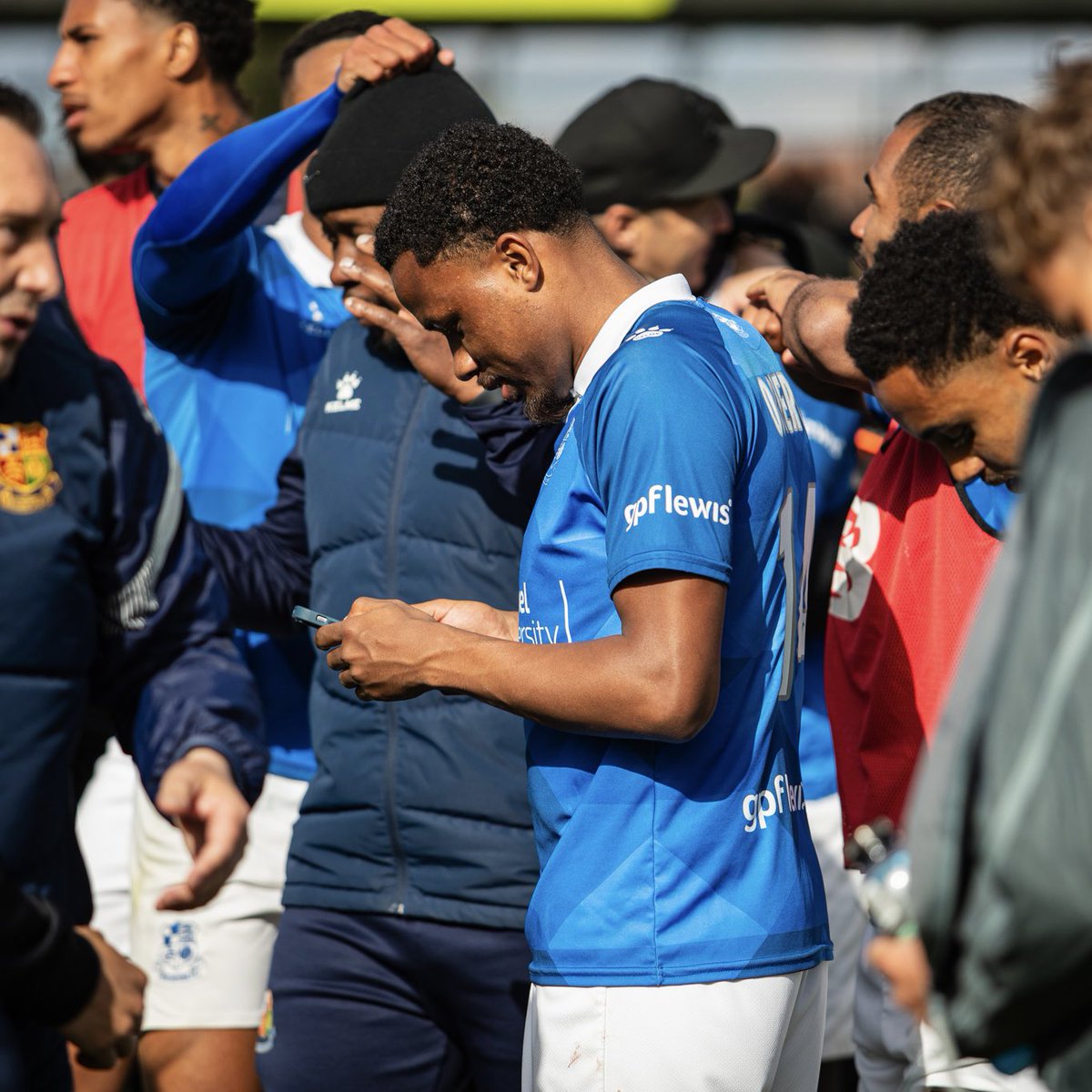 Wealdstone FC tweet media