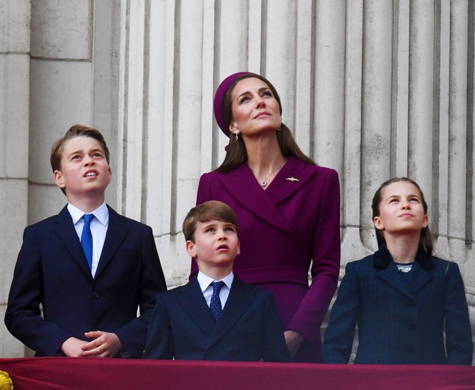 Great to see Gary Barlow’s son turn up at the #VE80 celebrations