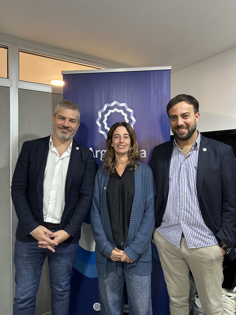 Gran encuentro con <a href="/marcapaisar/">Marca País Argentina</a>: como siempre, positivo y productivo.
Desde <a href="/argpoloday/">ARGPOLODAY</a> seguimos trabajando juntos para llevar los valores de Argentina al mundo, posicionándonos como referentes del polo y el turismo nacional. 

#MarcaPaís #ArgentinaPoloDay #PoloArgentino