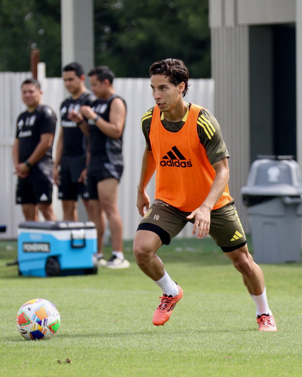 TigresOficial's tweet photo. La mirada en el objetivo 👀 https://t.co/RQ3nYpPFtR
