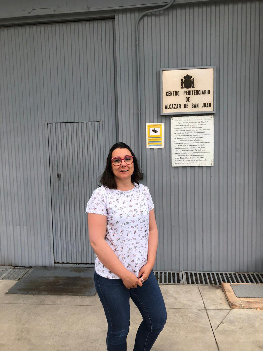 Muchísimas gracias a <a href="/Celia40738318/">Celia Alvarez-Bueno</a> por su fantástica y participativa charla sobre vida saludable en el centro penitenciario de Alcázar de San Juan en el marco del Programa de Ciencia en Prisión de <a href="/uclm_es/">Universidad de Castilla-La Mancha</a> 🙏🏻🙏🏻