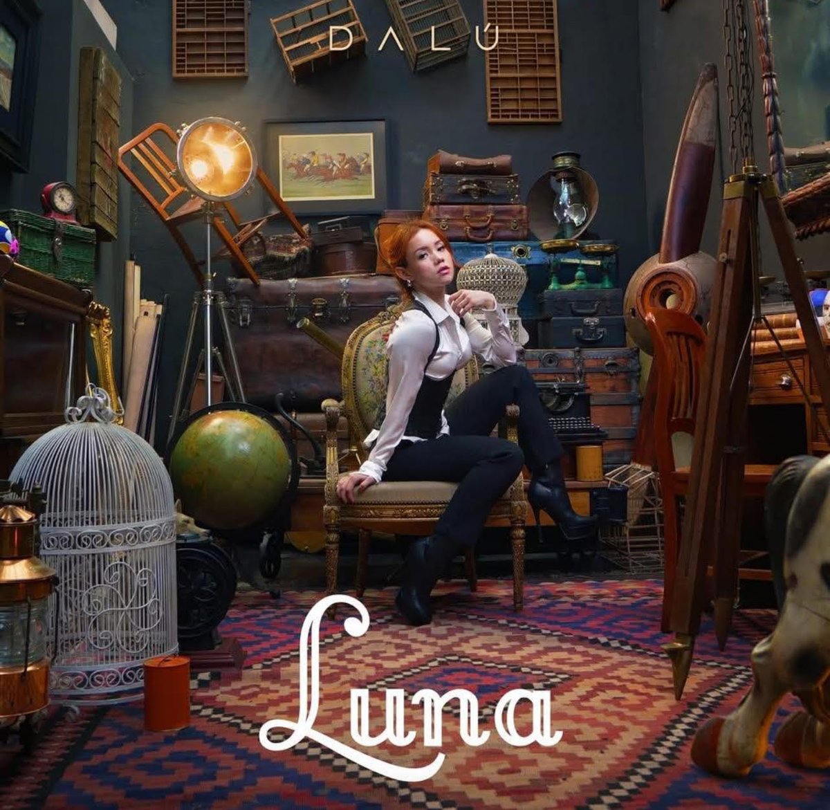 🎶 #Música | La cantautora mexicana #DALÚ, está promocionando su nuevo material discográfico “Luna”, con el que no solo la consolida como una artista con visión y excelencia, sino que también la posiciona en la escena internacional con un sonido propio, poderoso y honesto