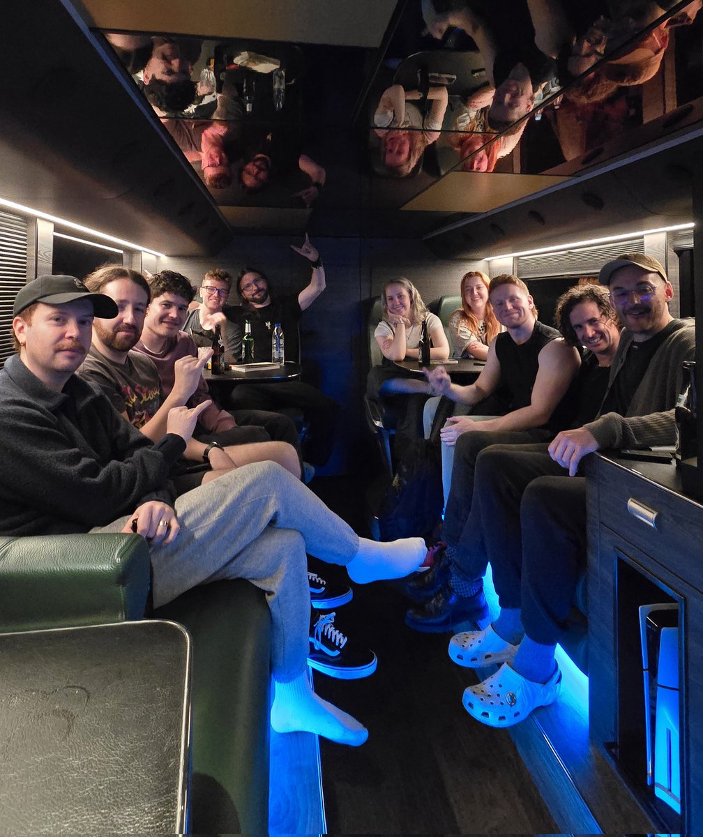 Bus Buddies back on tour 🚌🎵