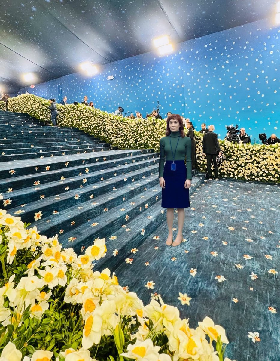 defianthellyna's tweet image. 