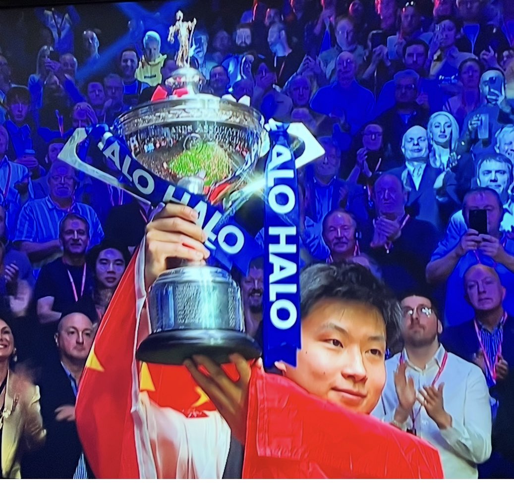 John Parris (@parriscues) on Twitter photo Congratulations to @wwwXintongzhao winning the World Championship. Zhao Xintong was using his Parris Cue. #snookerworldchampionship Congratulations to @wwwXintongzhao winning the World Championship. Zhao Xintong was using his Parris Cue. #snookerworldchampionship