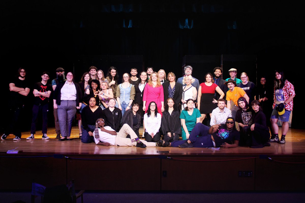 Did you see the College Players' production of "Legally Blonde the Musical" this weekend? 💗  Kudos to all the students who worked so hard both on stage and behind the scenes to make this incredible event happen! 🎵🎶