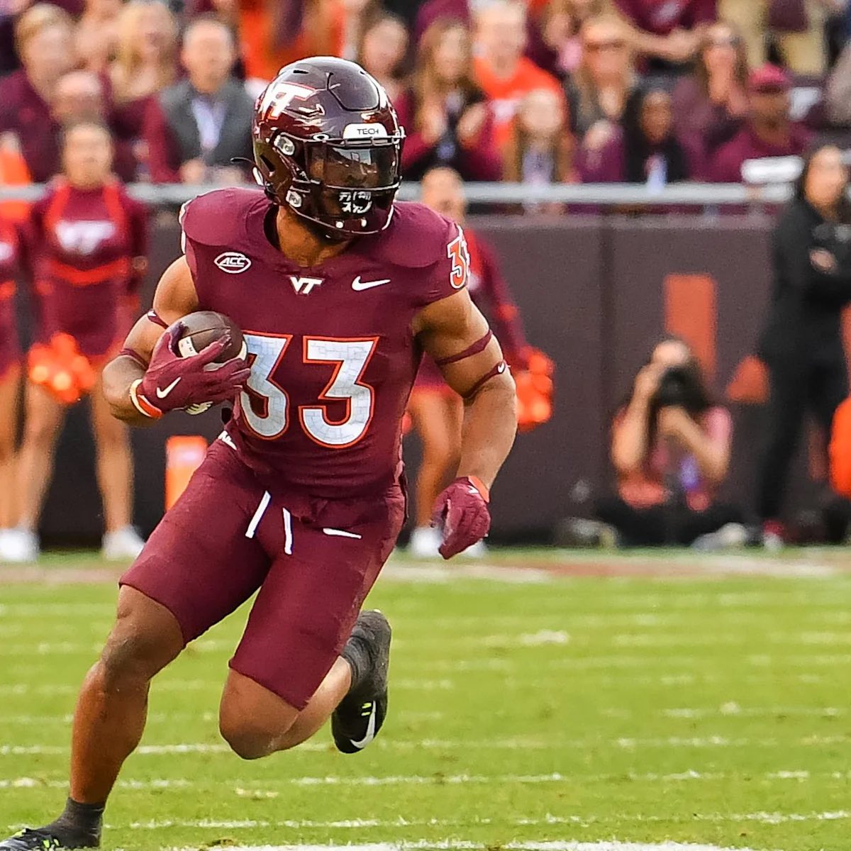 SleeperJaguars's tweet image. Rank these 4 Jags RBs in terms of 2025 touches:
-ETN
-Bigsby
-Tuten
-Allen