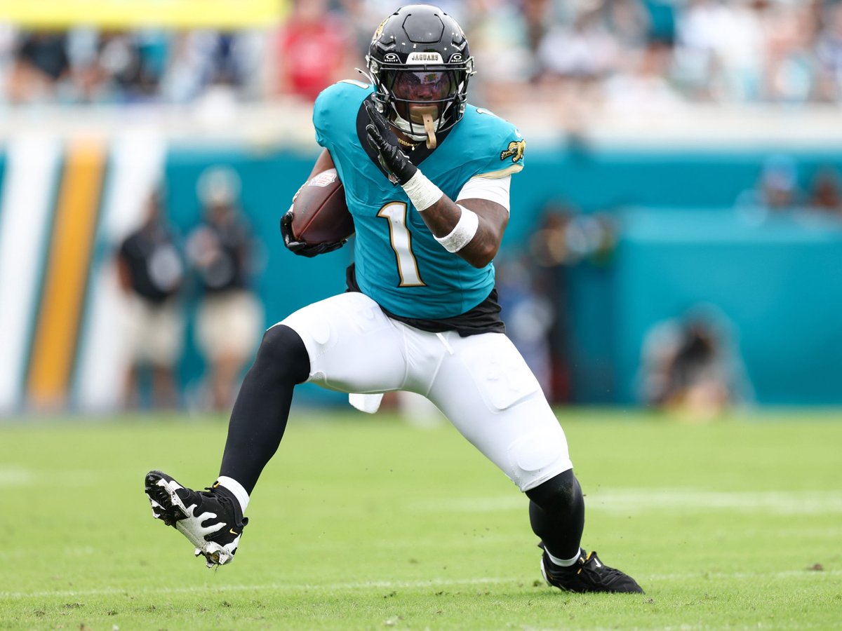 SleeperJaguars's tweet image. Rank these 4 Jags RBs in terms of 2025 touches:
-ETN
-Bigsby
-Tuten
-Allen