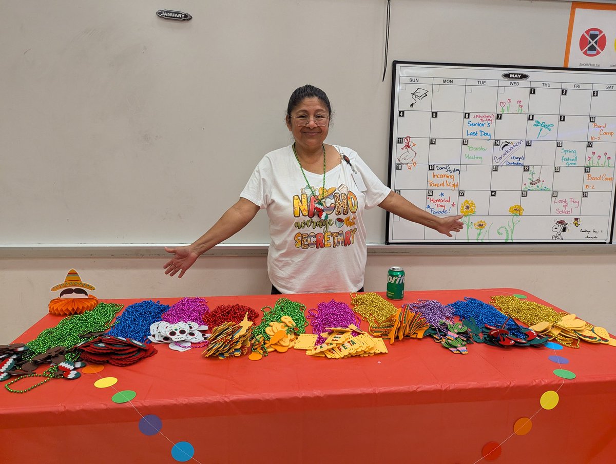 Daisy Lord (@lord_daisy) on Twitter photo Thanks to our Principal, Dr. Armas, for the festive beginning of our week... Celebrating Teacher Appreciation Week Cinco de Mayo Style! <a href="/JILHSOFFICIAL/">John I. Leonard High School (Official)</a> <a href="/pbcsd/">The School District of Palm Beach County</a> <a href="/PBCSDEspanol/">Distrito Escolar PBC</a> <a href="/JeralineJohnson/">Dr. Jeraline Johnson</a> Thanks to our Principal, Dr. Armas, for the festive beginning of our week... Celebrating Teacher Appreciation Week Cinco de Mayo Style! <a href="/JILHSOFFICIAL/">John I. Leonard High School (Official)</a> <a href="/pbcsd/">The School District of Palm Beach County</a> <a href="/PBCSDEspanol/">Distrito Escolar PBC</a> <a href="/JeralineJohnson/">Dr. Jeraline Johnson</a>