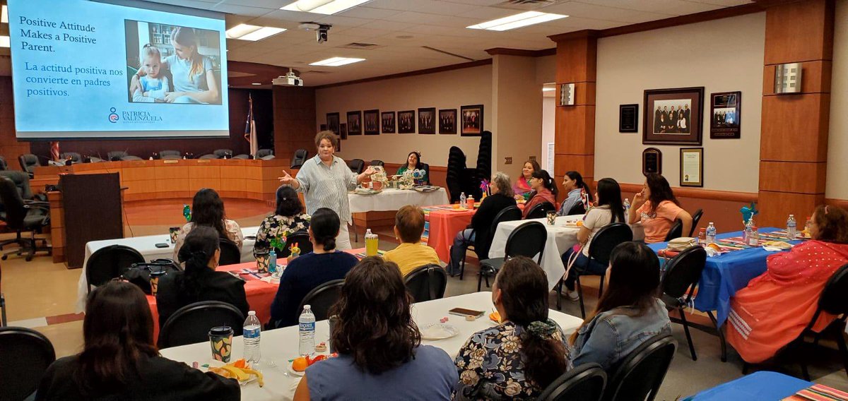 LFCISDFamEngage's tweet image. Thank you Mrs. Patricia Valenzuela for a moving and inspirational parent presentation this morning. @LosFresnosCISD @jmcdonough33 #PositiveMindset #onecommunity
