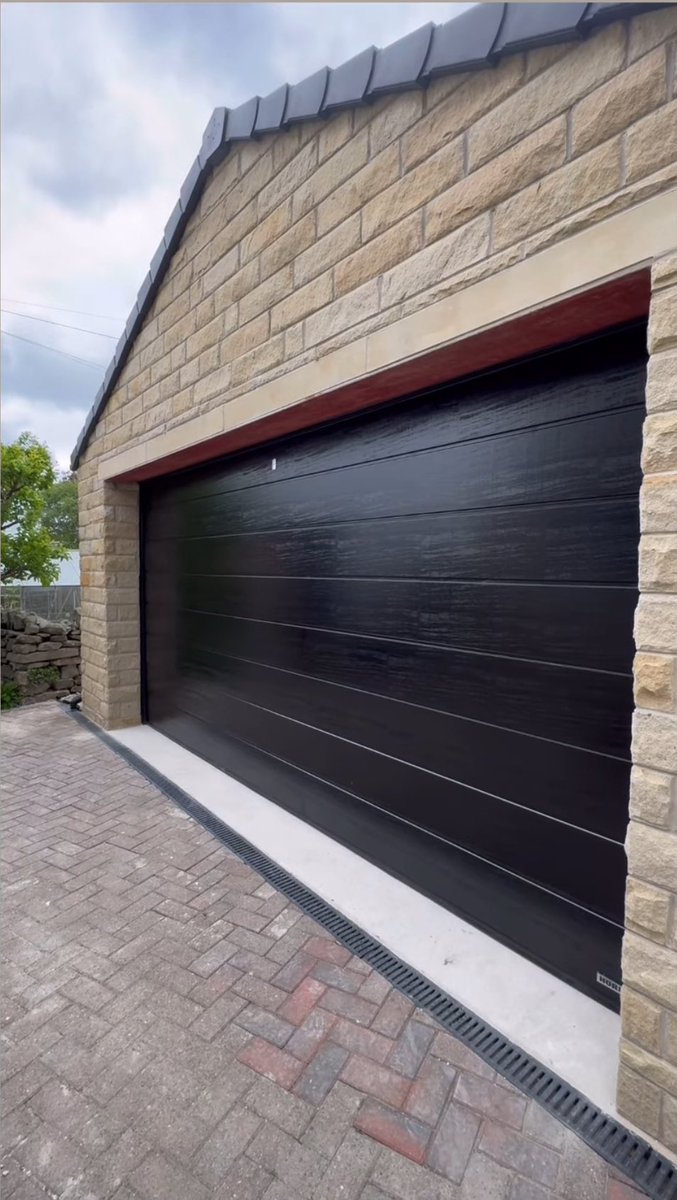 Autodoorsyorkshire (@autodoorsyorks) on Twitter photo For more information about Autodoors Yorkshire and their extensive array of garage door solutions, visit: 
🕸️ autodoorsyorkshire.com 
☎️ 07895 698 239
📧 info@autodoorsyorkshire.com For more information about Autodoors Yorkshire and their extensive array of garage door solutions, visit: 
🕸️ autodoorsyorkshire.com 
☎️ 07895 698 239
📧 info@autodoorsyorkshire.com
