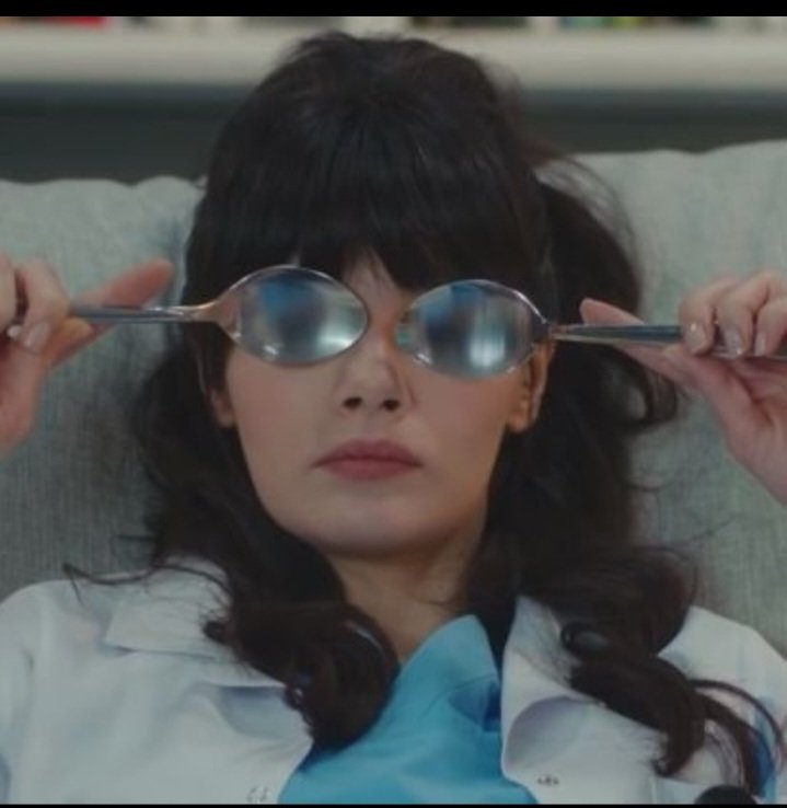 Bölüme karşı şu sekildik #UzakŞehir