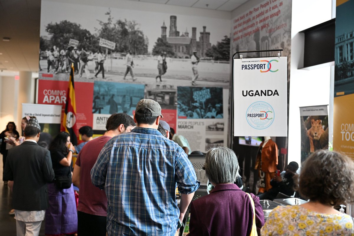 UgaEmbaWashDC's tweet image. This weekend, Uganda Embassy participated in the annual Passport D.C event @TheEventsDC where embassies showcase their country’s culture,traditional cuisines and diverse tourist attractions.
@udc_edu
@UgandaMFA
@Mglsd_UG
