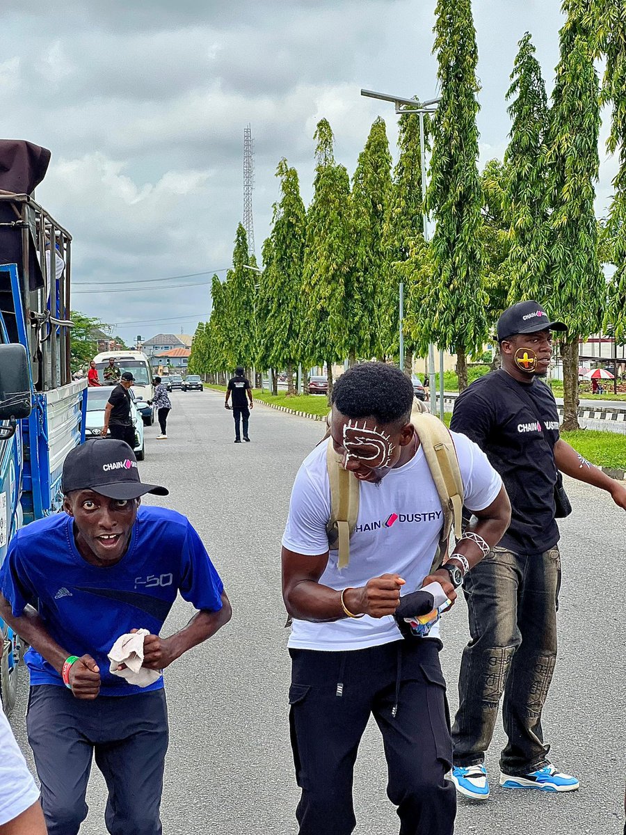 De_SonOfMan's tweet image. Earlier today we painted the city of Uyo  with @ChainDustry ...

Don&apos;t miss out this value packed event 🎉
Free tech skill learning and lots more.
God bless @ChainDustry 
#ChainDustryBlockchainWeek 
#Uyo 
@ChaindustryACD