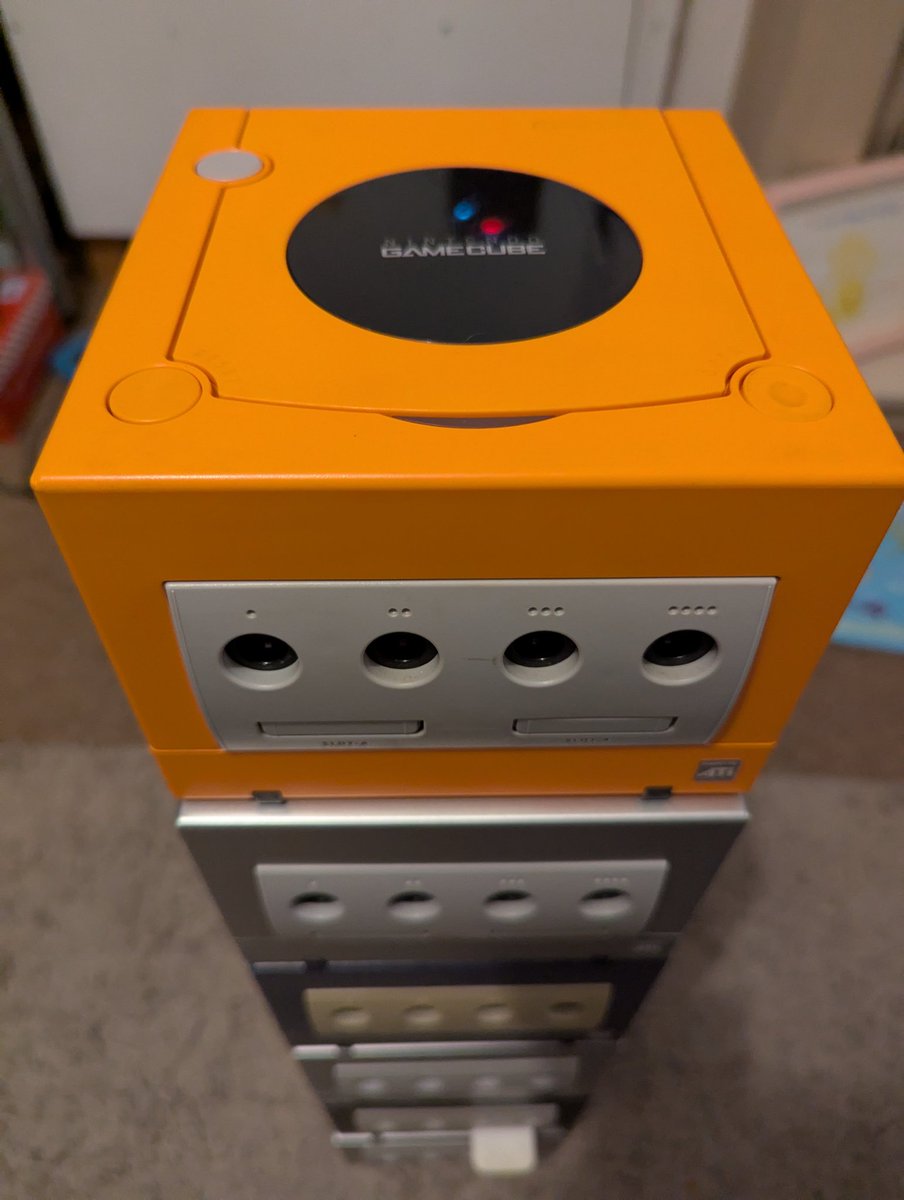 Picked up a bit of a project this weekend.
Jap GameCubes.
Suspect a couple not reading discs, so got laser assembly's to go with them.
Thinking of installing flippydrives (when available) on a couple &amp; seeing how that is or trying something else? Any recommendations?
#GameCube