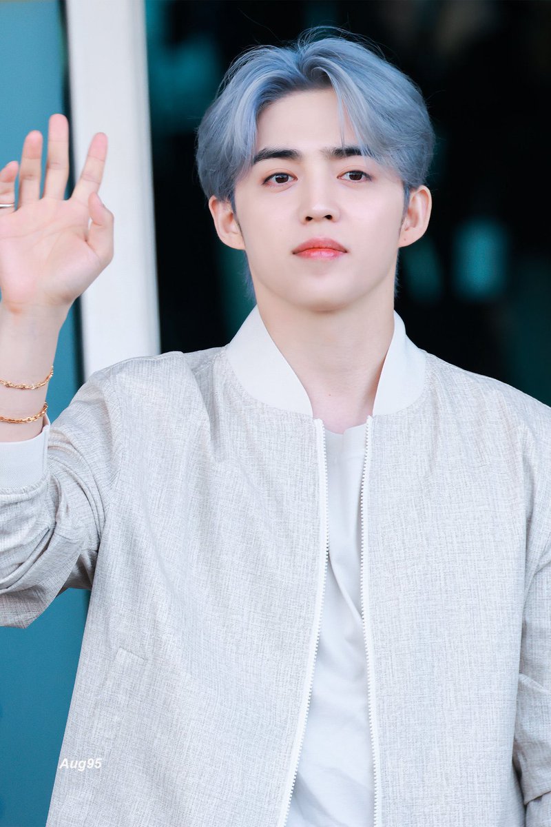 aboutscoups's tweet image. CARATs! let’s show our support for our leader S.COUPS 🍒 

RT and REPLY!

SCOUPS AT THE MET GALA
#SCOUPS #MetGala #MetGala2025 @pledis_17
