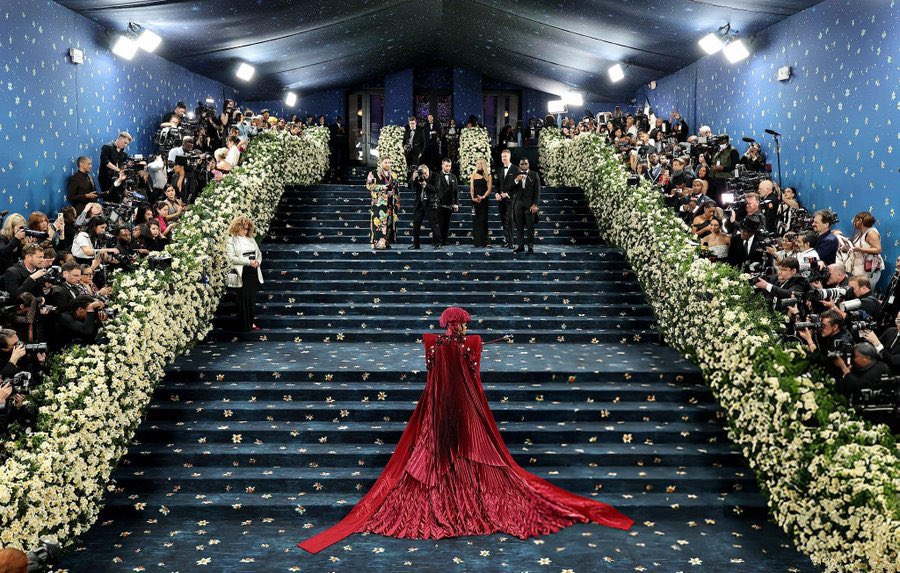 Setting The Tone #MetGala2025 <a href="/TEYANATAYLOR/">TEYANA M.J. TAYLOR</a> 🙌🏾