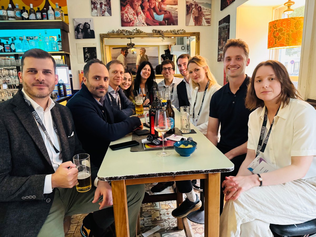 Stefano Arcangeli (@star_mcm74) on Twitter photo 🆒 making friends, having fun…and giving rise to an international dream team 🚀
#ESTRO2025
🙏 to <a href="/CZamboglou/">Constantinos Zamboglou</a>🇨🇾, <a href="/JennKa12/">Jennifer Le Guévelou</a>🇫🇷, <a href="/CDraulans/">Cédric Draulans</a>🇧🇪, <a href="/Simon_Spohn/">Simon Spohn</a>🇩🇪,
Binnaz Yasar🇬🇧, Astrid Carsson🇸🇪, Casper Reijnen🇳🇱, <a href="/PanizzaDenis/">Denis Panizza</a>🇮🇹, <a href="/valefacc/">💖😍duygu💖</a>🇮🇹 🆒 making friends, having fun…and giving rise to an international dream team 🚀
#ESTRO2025
🙏 to <a href="/CZamboglou/">Constantinos Zamboglou</a>🇨🇾, <a href="/JennKa12/">Jennifer Le Guévelou</a>🇫🇷, <a href="/CDraulans/">Cédric Draulans</a>🇧🇪, <a href="/Simon_Spohn/">Simon Spohn</a>🇩🇪,
Binnaz Yasar🇬🇧, Astrid Carsson🇸🇪, Casper Reijnen🇳🇱, <a href="/PanizzaDenis/">Denis Panizza</a>🇮🇹, <a href="/valefacc/">💖😍duygu💖</a>🇮🇹