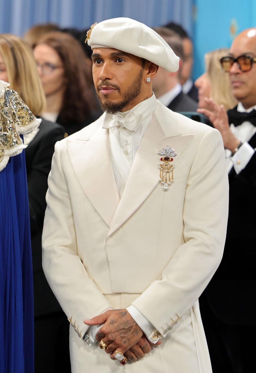 Sir Lewis Hamilton serving superfine detail at the #MetGala2025! 😍