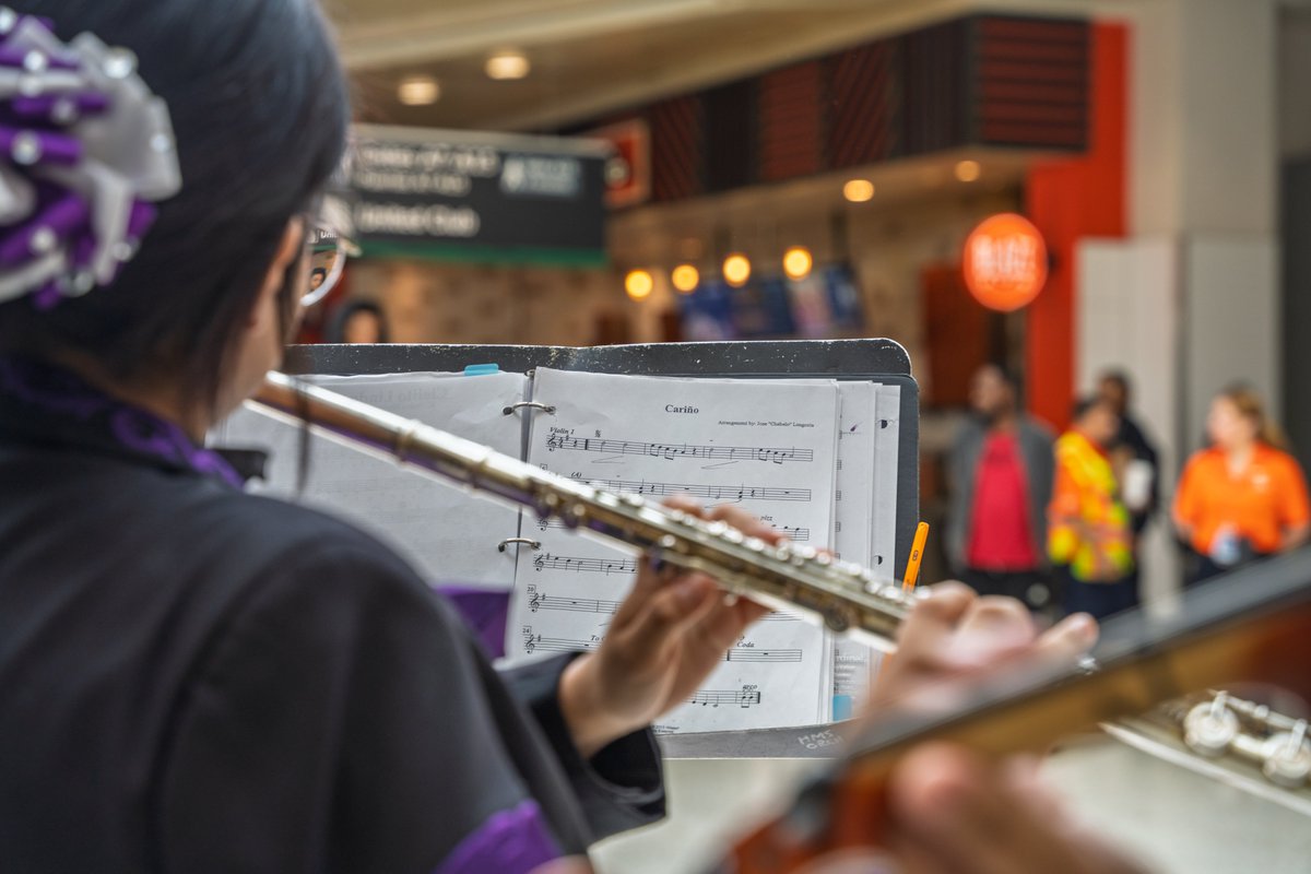 📸: The terminals of George Bush Intercontinental Airport (<a href="/iah/">Bush Airport</a>) were filled with the sounds of the talented <a href="/HumbleMariachi/">Mariachi Los Tres Gatos</a> on Monday, May 5, as part of <a href="/iah/">Bush Airport</a> #CincoDeMayo Celebration!! 

What a welcome to and sendoff from Houston, Texas!! #ShineOn💫

Photo Courtesy: