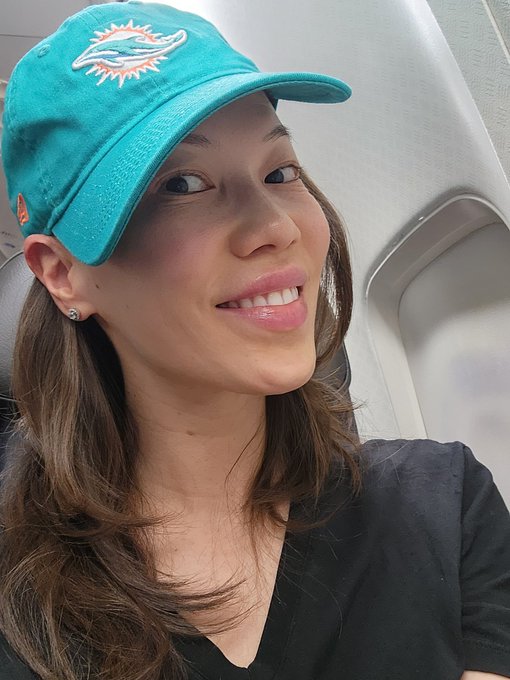 Watch Kalina Ryu's leaked NSFW photo on TwXstars