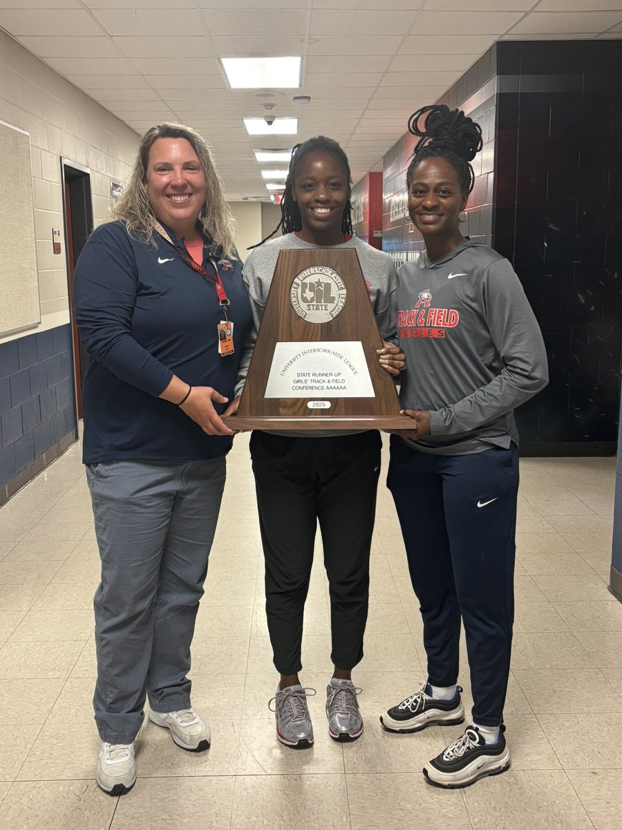 AHS Girls Basketball (@ahsgbballallin) on Twitter photo You know I had to get my picture with the state runner up and the coolest softball coach in the land !!! Atascocita is built different and our coaches are exceptional 🫶🏾 <a href="/AHS_GirlsTrack/">AHS Girls Track</a> <a href="/AHS_Softball_/">Atascocita Softball</a> You know I had to get my picture with the state runner up and the coolest softball coach in the land !!! Atascocita is built different and our coaches are exceptional 🫶🏾 <a href="/AHS_GirlsTrack/">AHS Girls Track</a> <a href="/AHS_Softball_/">Atascocita Softball</a>