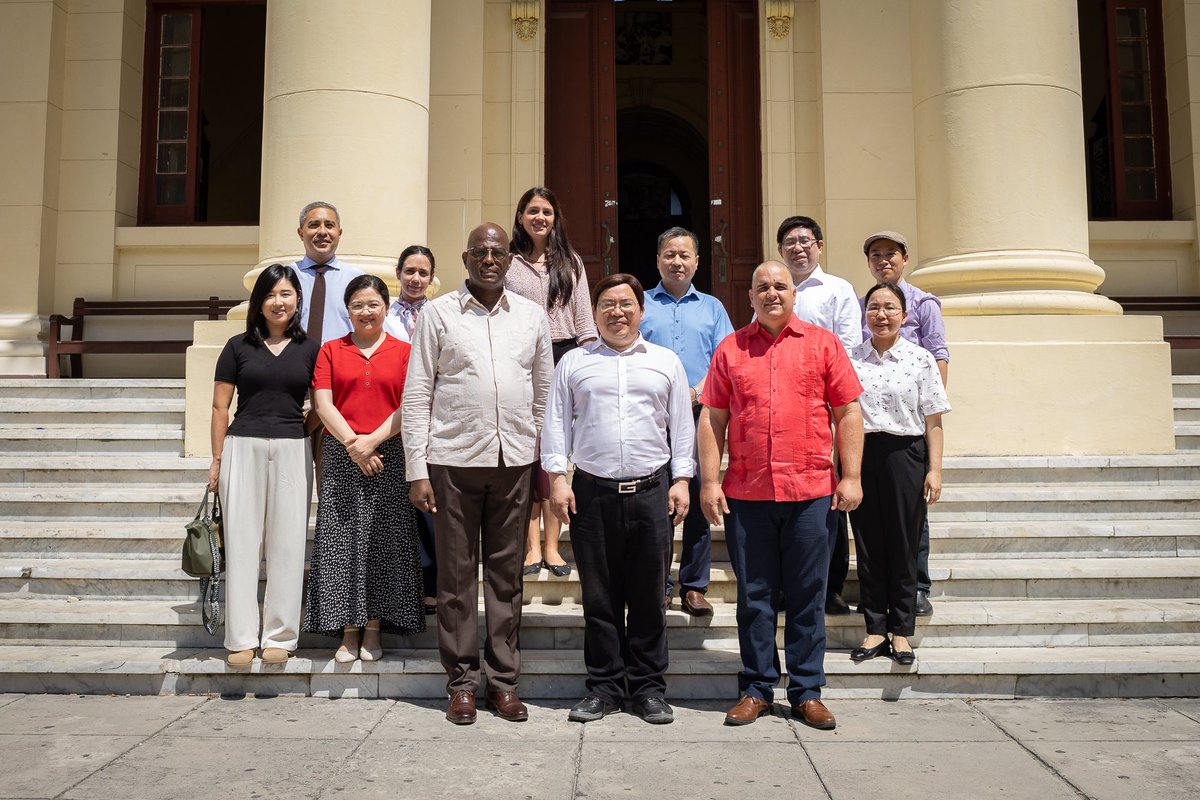 Facultad de Derecho, UH tweet media