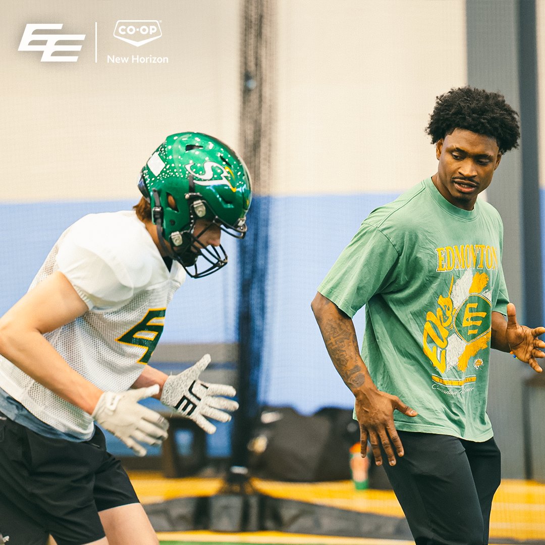 Edmonton Elks (@goelks) on Twitter photo Grande Prairie, we had a blast with you this weekend at our EE Hometown Tour camp!
Thank you to everyone who came out! We loved meeting you all and we are so inspired by the next generation of football players 🟢🟡
#GoElks x <a href="/NCCoop_AB/">North Central Co-op</a> Grande Prairie, we had a blast with you this weekend at our EE Hometown Tour camp!
Thank you to everyone who came out! We loved meeting you all and we are so inspired by the next generation of football players 🟢🟡
#GoElks x <a href="/NCCoop_AB/">North Central Co-op</a>