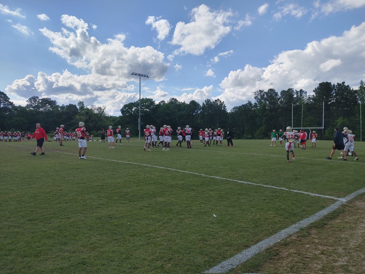 Alex Farrer (@afarrersports) on Twitter photo First spring football stop for me is right here in my backyard at <a href="/FootballRome/">ππ€π’π ππ€π‘π«ππ¨ ππ€π€π©πππ‘π‘</a>.
Coach John Reid and the Wolves have some good looking players once again, including 2026 WRs Darnell Collins and JJ Winston, who have collected close to 40 scholarship offers in the past year. First spring football stop for me is right here in my backyard at <a href="/FootballRome/">ππ€π’π ππ€π‘π«ππ¨ ππ€π€π©πππ‘π‘</a>.
Coach John Reid and the Wolves have some good looking players once again, including 2026 WRs Darnell Collins and JJ Winston, who have collected close to 40 scholarship offers in the past year.