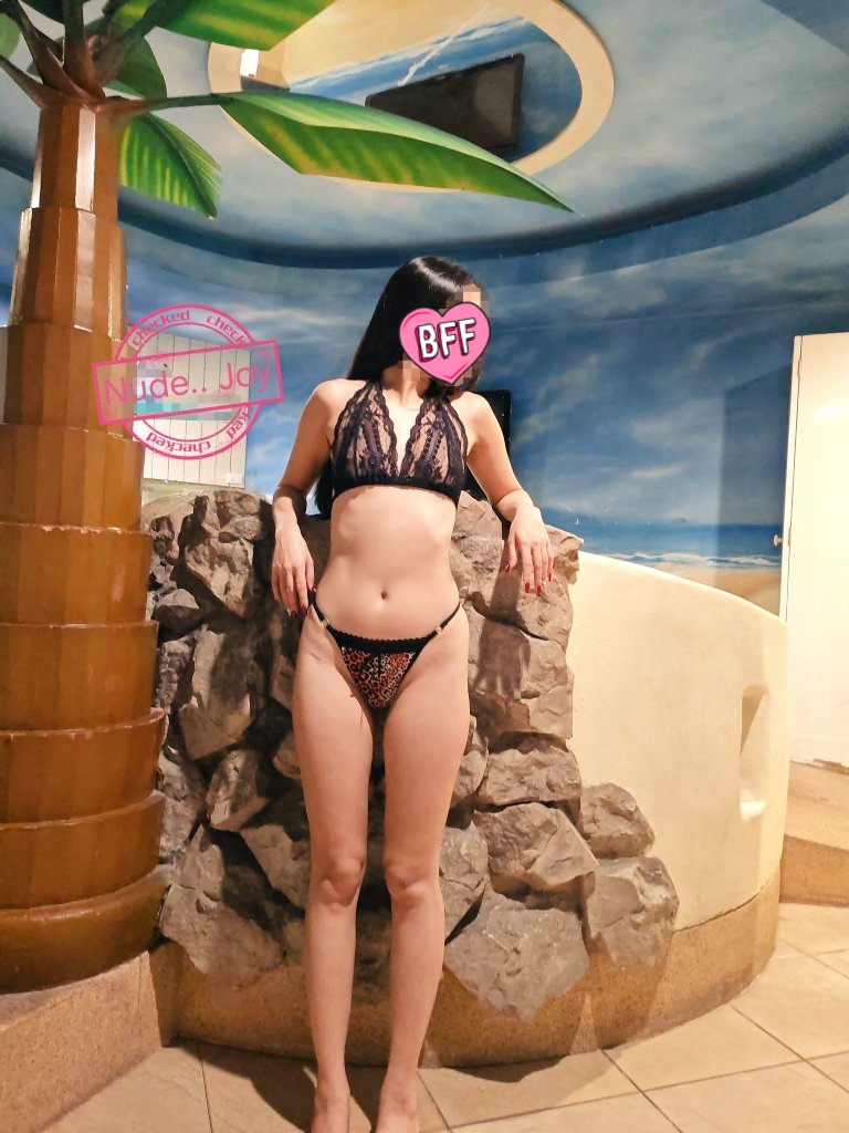 นมเล็กสเป็กใครบ้าง......