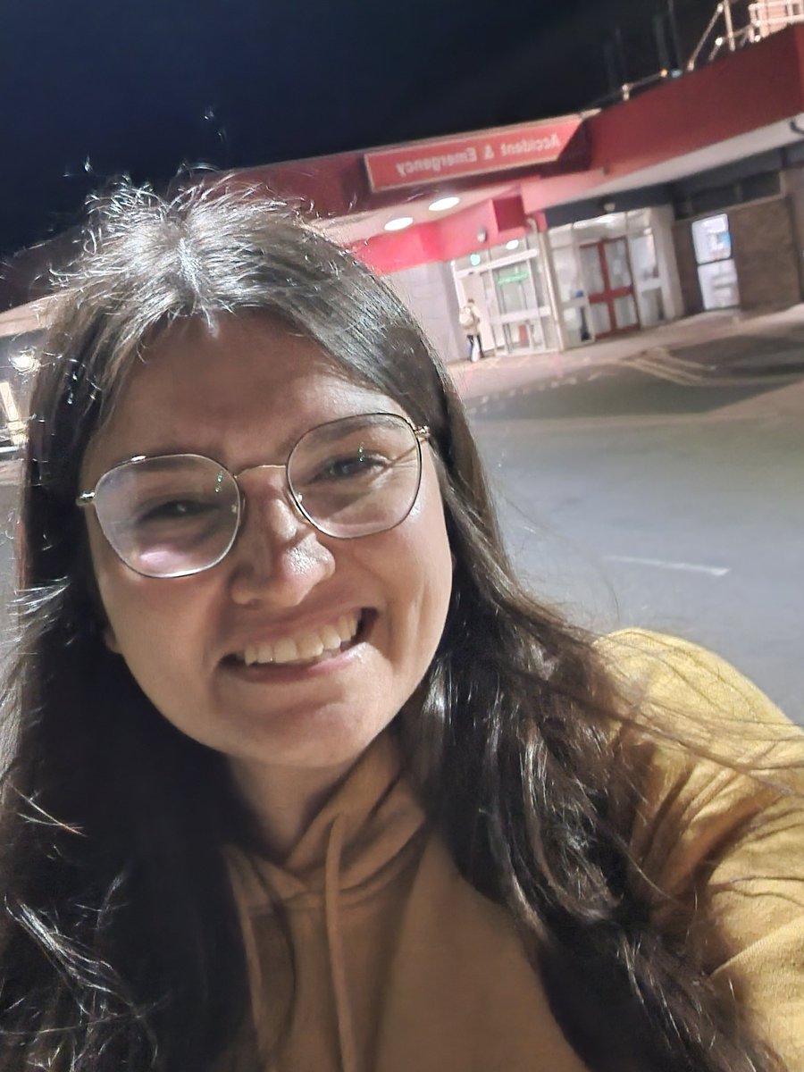 Late night GP out of hours due to a bite that's got infected on my leg. Antibiotics given now back home before being back at hospital first thing for my hand!