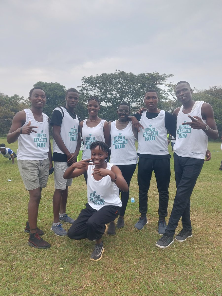 OGAVU_'s tweet photo. 🏃@OGAVU_ joined Makerere University Petroleum &amp; Geology Society's (@mpgsMak ) Climate Run and Bwaise Clean-up, teaming up with students for a cleaner, greener community🌱. Proud to fuel positive change! #ClimateAction #Sustainability #CommunityService #Uganda https://t.co/b8tc0IN8aF