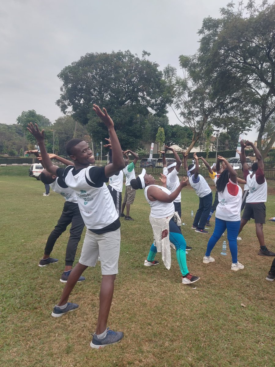 OGAVU_'s tweet photo. 🏃@OGAVU_ joined Makerere University Petroleum &amp; Geology Society's (@mpgsMak ) Climate Run and Bwaise Clean-up, teaming up with students for a cleaner, greener community🌱. Proud to fuel positive change! #ClimateAction #Sustainability #CommunityService #Uganda https://t.co/b8tc0IN8aF