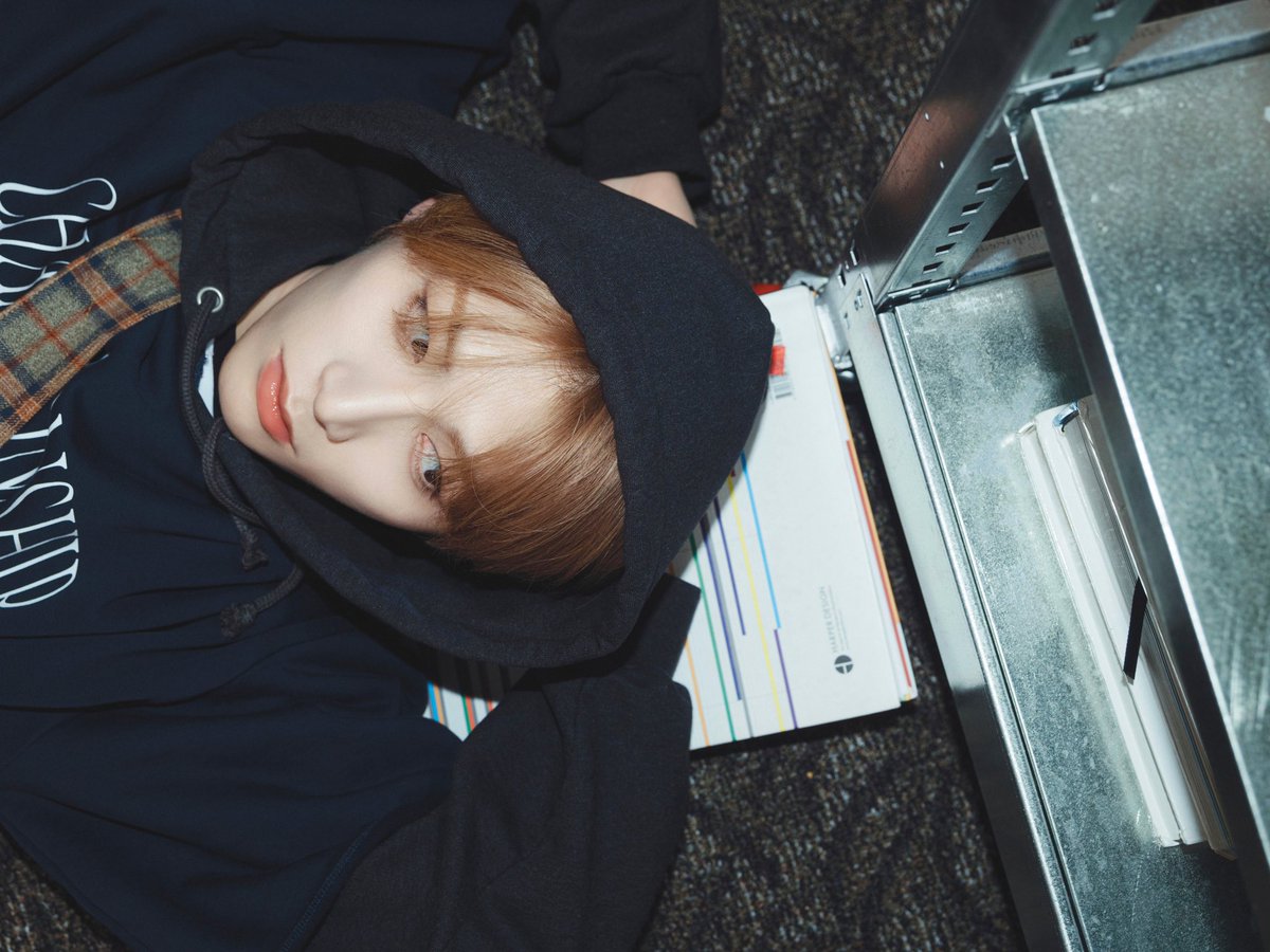 hahtaesan's tweet photo. Laying low with a vibe that speaks no boundaries in this BOYNEXTDOOR 4th EP 'No Genre' Concept Photo: No Route ver. The hoodie and plaid shirt combo sets a cozy yet edgy tone surrounded by stacks of papers and industrial shelves capturing the essence of a creative mind at rest. https://t.co/pe8TGkXTio