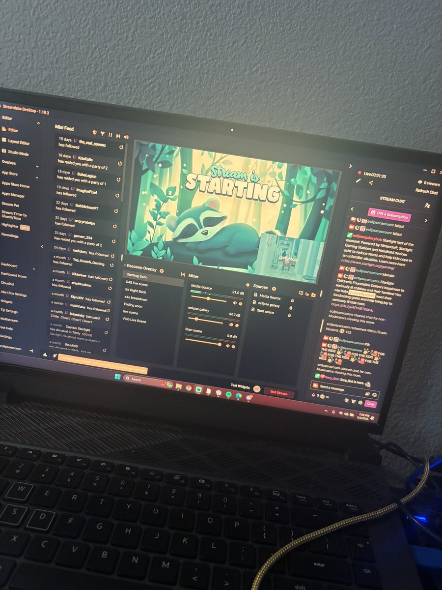 EclipseRaccoon's tweet image. Live now on twitch with Fortnite streaming for @StarlightUS
Twitch.tv/eclipseraccoon
