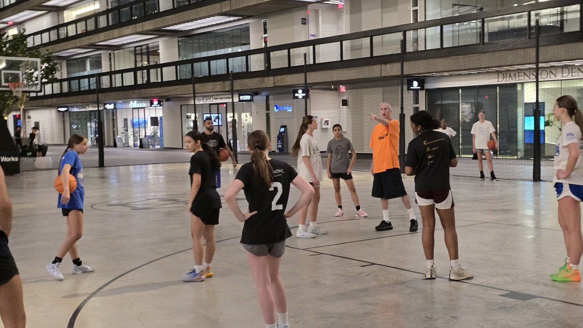 NJ Ladies Hoops (@njladieshoops) on Twitter photo NJ Ladies Hoops "AAU TEAM/COACHES OF THE DAY"
Probably serving NJ hoopers (Girls & Boys) for well
over 30 years with magnificent success Training &
Playing. NJ DEMONS AAU
Current Longtime Coaching/teaching staff of (L-R)
Shamai Santiago <a href="/Mai_EMS/">Coach Mai π</a> , Tom Flaherty, Amanda NJ Ladies Hoops "AAU TEAM/COACHES OF THE DAY"
Probably serving NJ hoopers (Girls & Boys) for well
over 30 years with magnificent success Training &
Playing. NJ DEMONS AAU
Current Longtime Coaching/teaching staff of (L-R)
Shamai Santiago <a href="/Mai_EMS/">Coach Mai π</a> , Tom Flaherty, Amanda