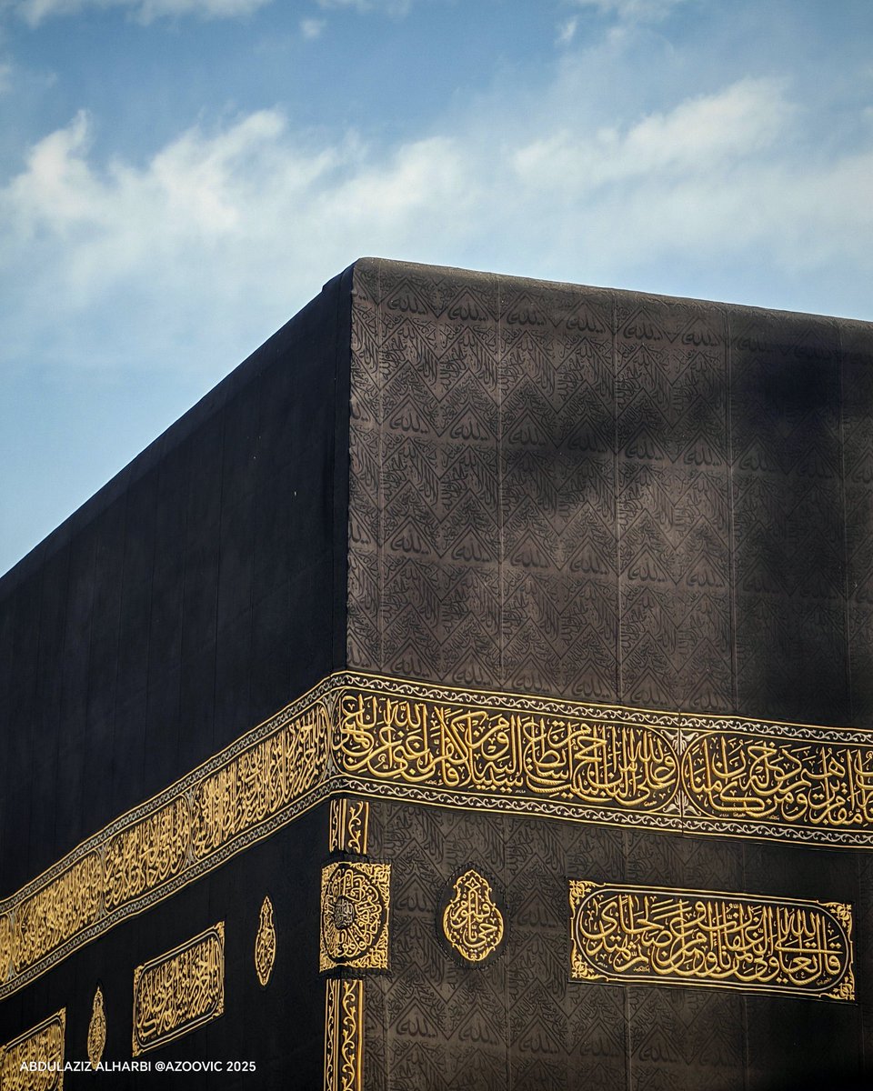HolyMakkah01's tweet photo. HOLY  KA’ABA https://t.co/Ak2vZZEb0u