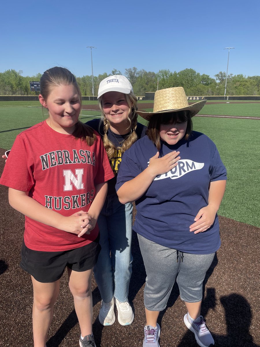 Thanks to our Unified Sports Team members for throwing out the first pitch tonight!

Ellie McWilliams
Marley White
Coach Cambell Keber