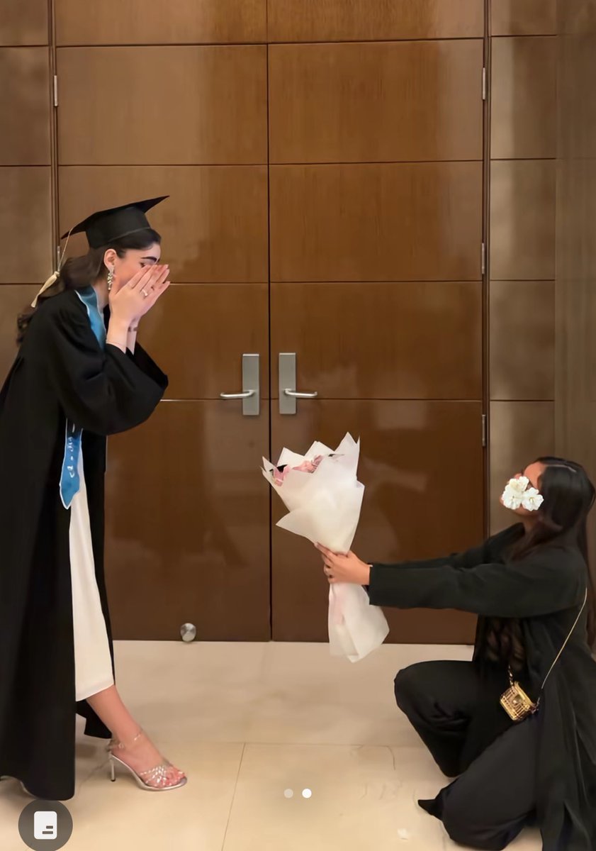 ilool96's tweet photo. تجننن الصور سووها يالخريجاااااات🎓❤️❤️❤️❤️ https://t.co/Eq6YuKRhJW