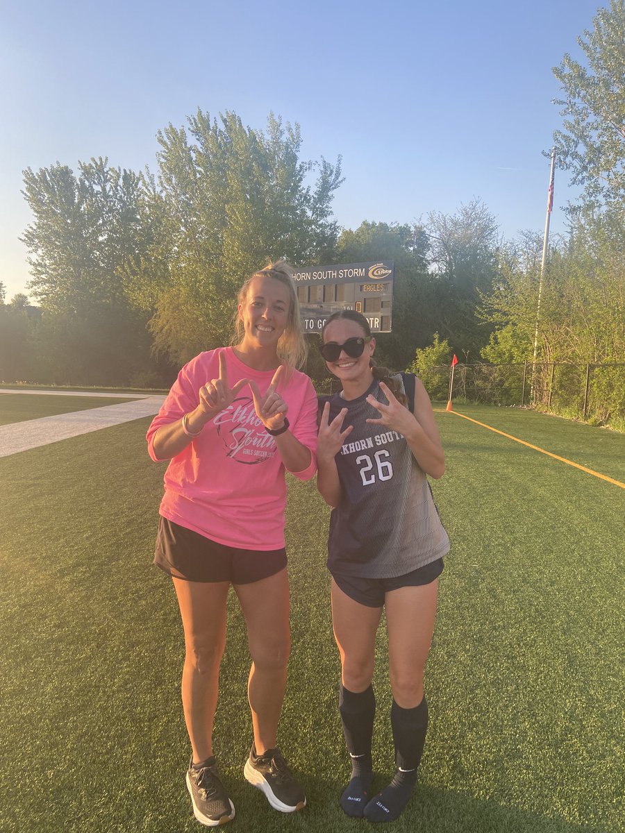 On to the district final after an 11-1 victory tonight! 

Goals:

Wagenfuhr ⚽️⚽️⚽️
Murphy ⚽️⚽️
Key ⚽️
Keiper ⚽️
Holmes ⚽️
Sonderman ⚽️
Schulte ⚽️
Brown ⚽️

Assists: 

Keiper 🤝🤝🤝🤝
Wagenfuhr 🤝🤝
Key 🤝
Garinger 🤝
Brown 🤝

⭐️Player of the Match⭐️

Ellie Sonderman